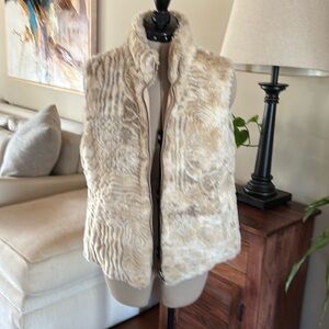 Faux fur, reversible vest, size M